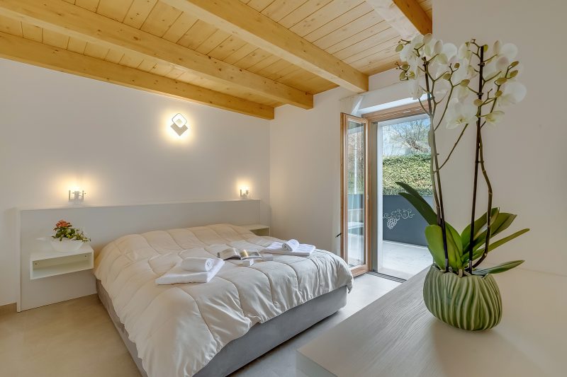 Residenza Lugana Pool & Garden in Peschiera Apt 2