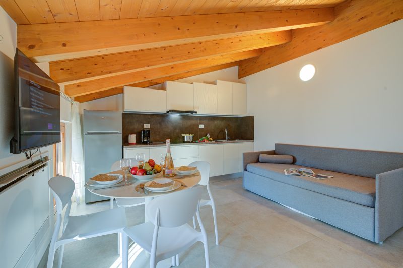 Residenza Lugana Pool & Garden in Peschiera Apt 5