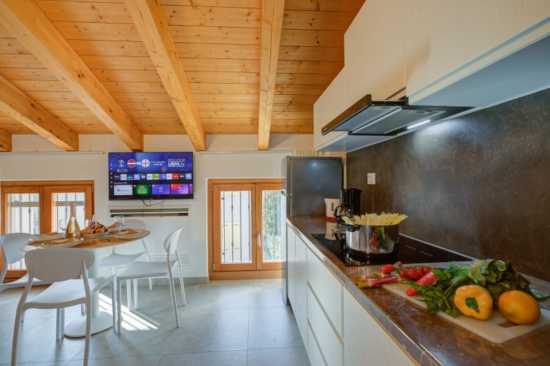 Residenza Lugana Pool & Garden in Peschiera Apt 5