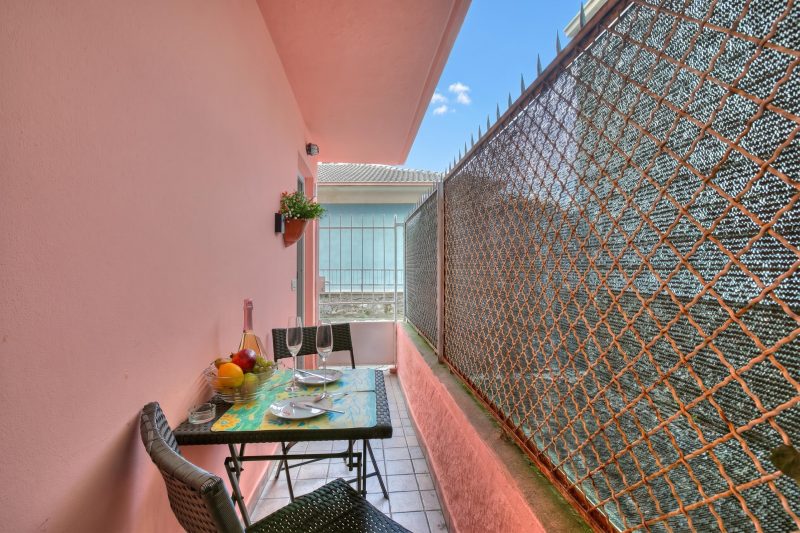 Vida Boa Apartment with Private Balcony Dining