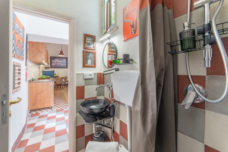 Jazzy House In Historic Centre 2BR Sleeps 4