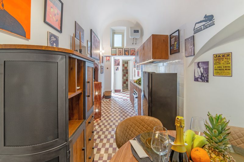 Jazzy House In Historic Centre 2BR Sleeps 4