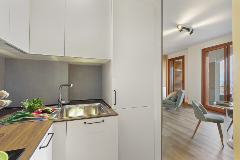 Lake View Escape Apartment with Pool, & Terrace in Stresa