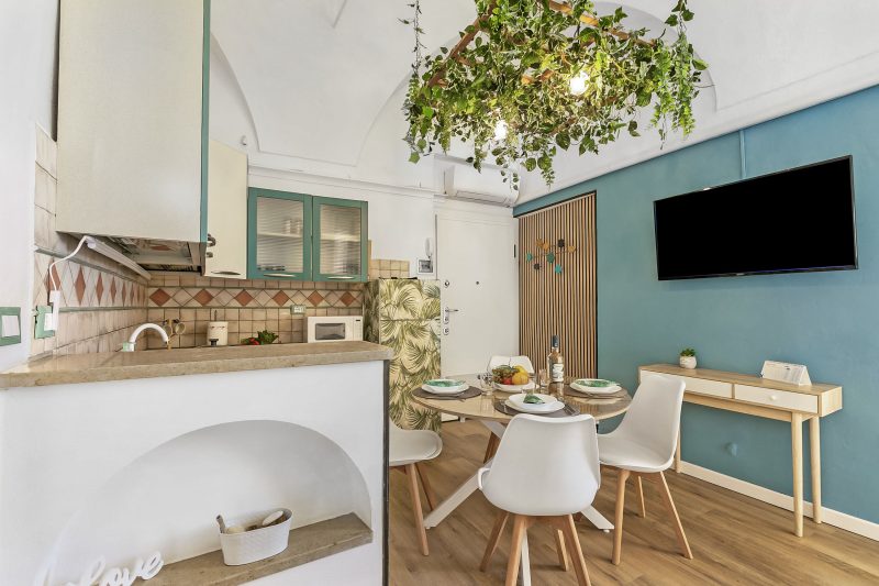 EA Blue Marin Apartment with A/C