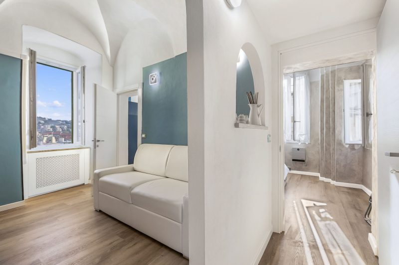 EA Blue Marin Apartment with A/C