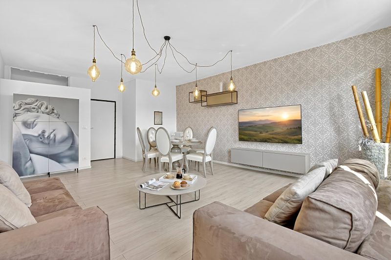 Bono Deluxe: 3BR Home in Desenzano