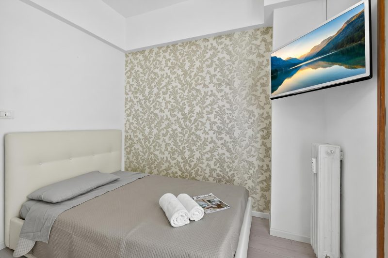 Bono Deluxe: 3BR Home in Desenzano