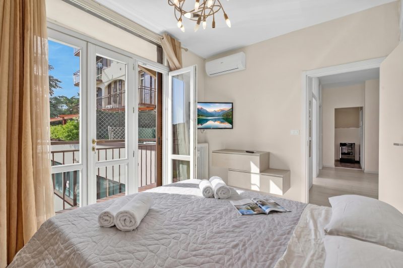 Bono Deluxe: 3BR Home in Desenzano