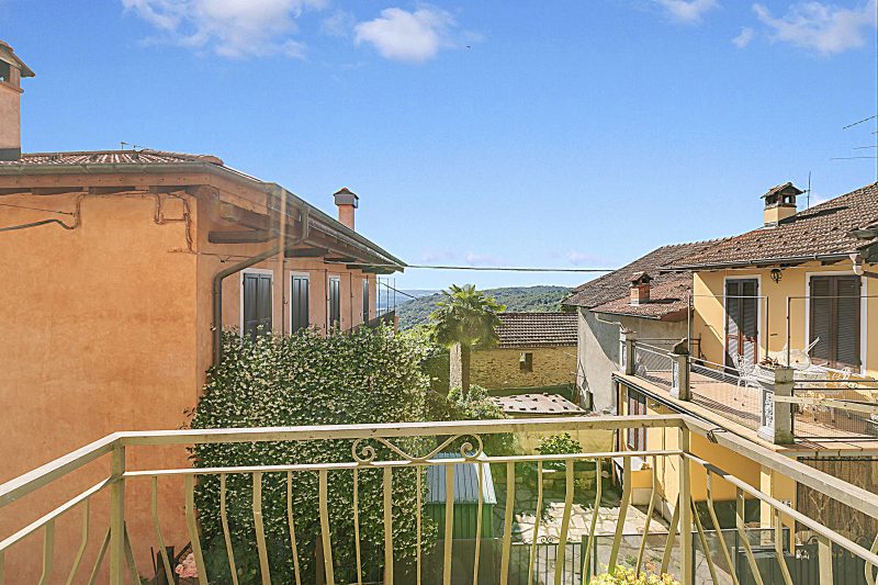 Quadrifoglio Stresa Hill with A/C and Sunny Balcony