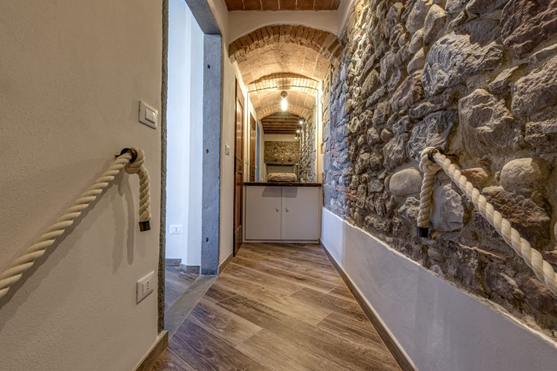 Luxury Chianti Road - 3BR Free Parking