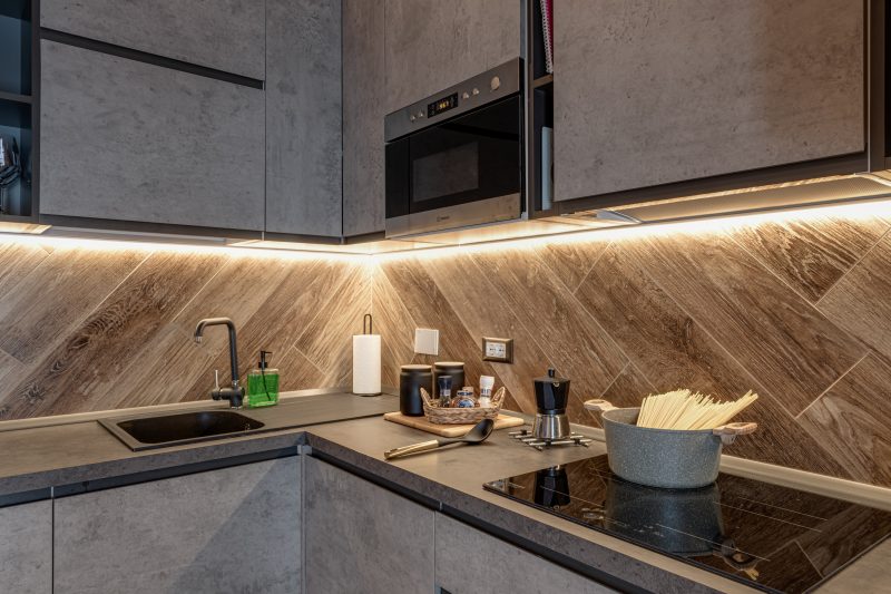 Luxury Chianti Road - 3BR Free Parking