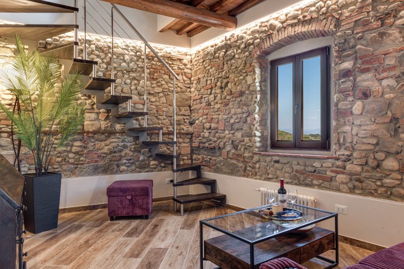 Luxury Chianti Road - 3BR Free Parking