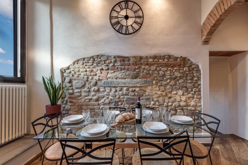 Luxury Chianti Road - 3BR Free Parking
