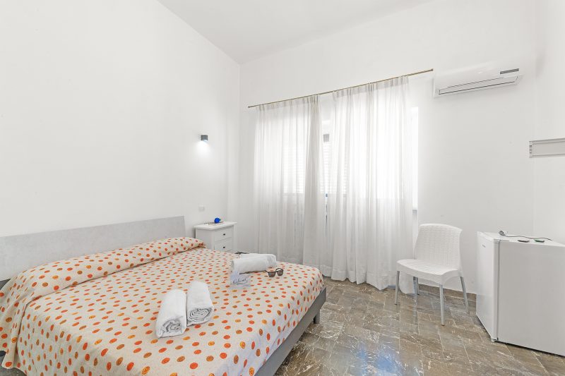 Casa Miggiano 6 BR Apartment in Town