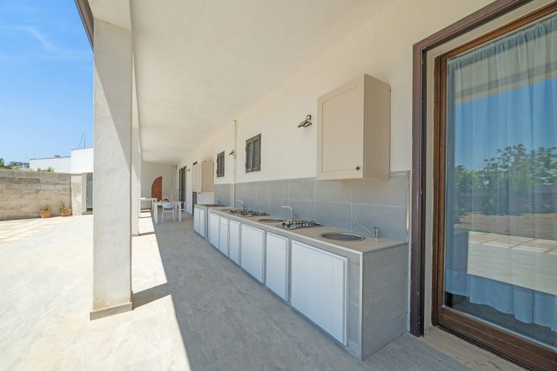 Casa Miggiano 6 BR Apartment in Town
