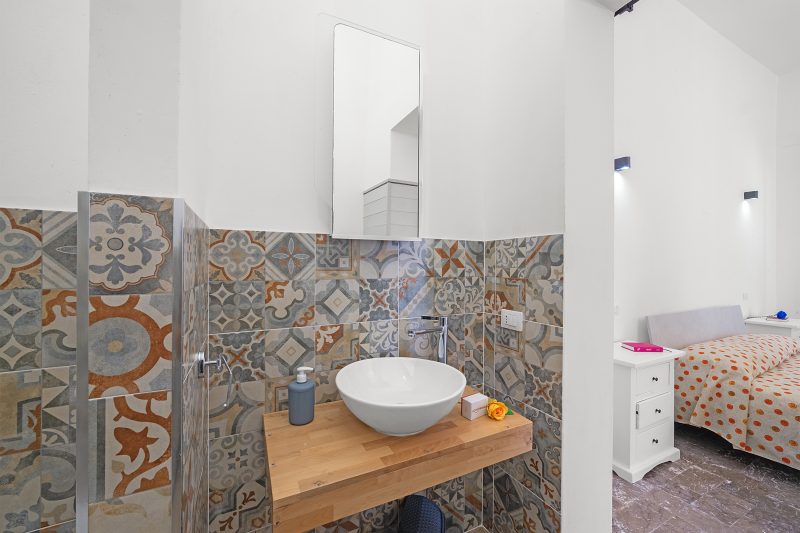 Casa Miggiano 6 BR Apartment in Town