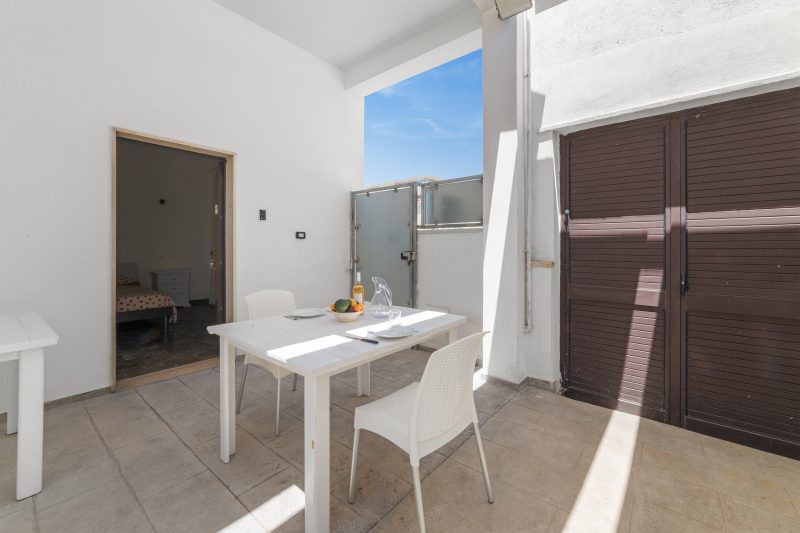 Casa Miggiano 6 BR Apartment in Town