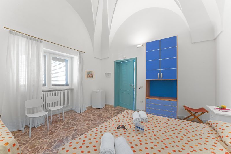 Casa Miggiano 6 BR Apartment in Town