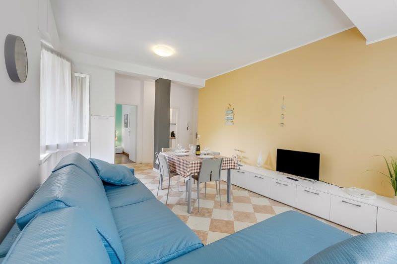 Blu Gem Modern