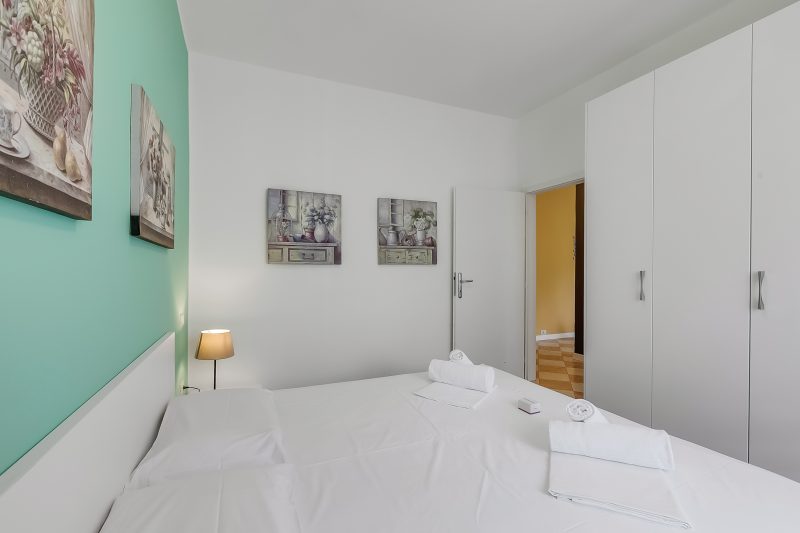 Blu Gem Modern