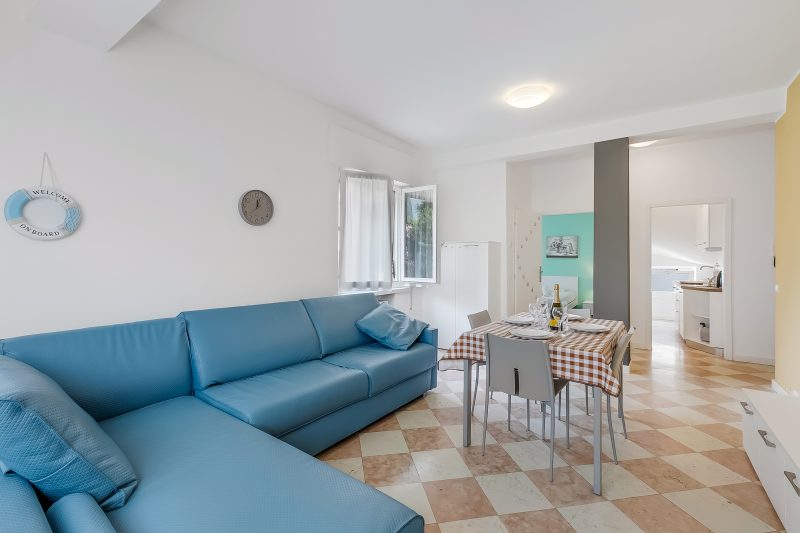 Blu Gem Modern