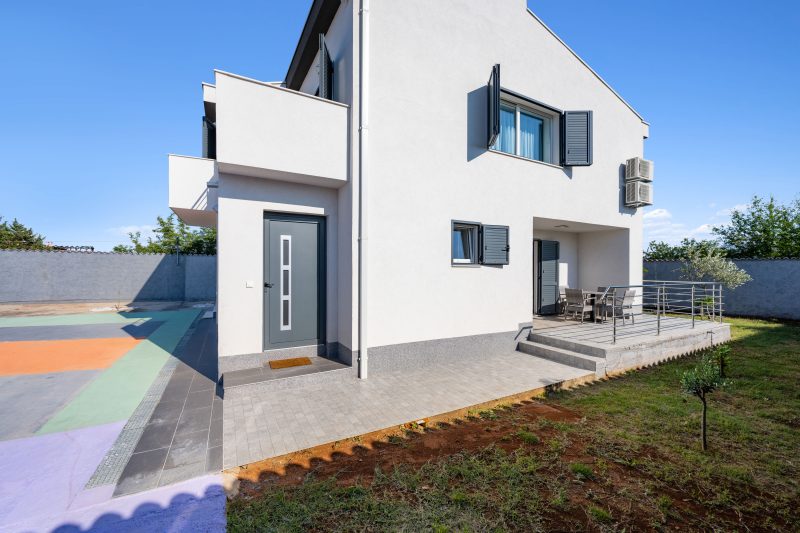 Holiday Home Eros with Pool