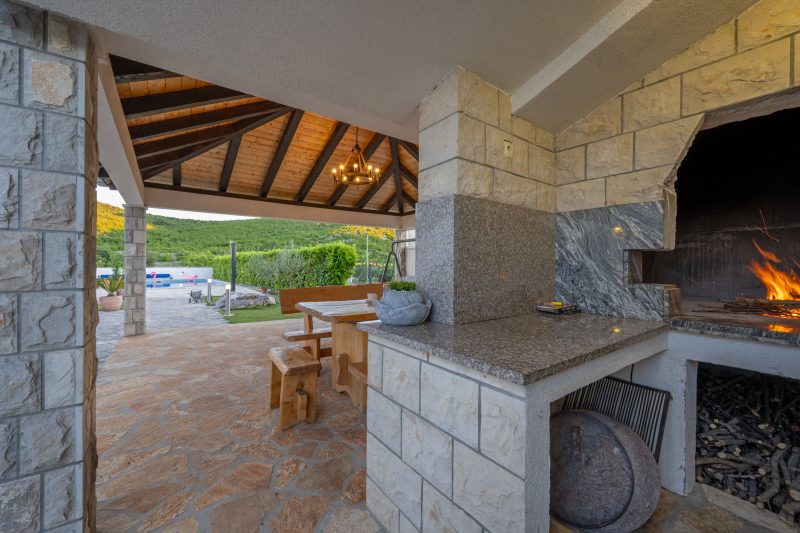 Pool Villa Marija