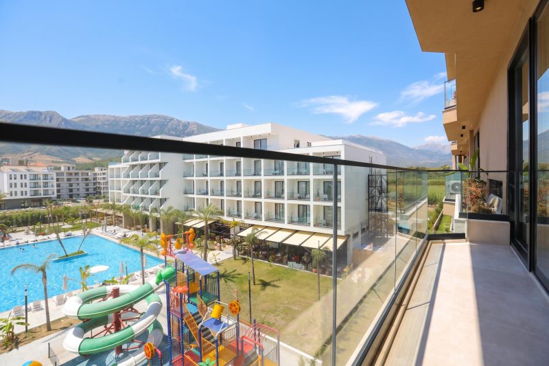 Sea Side Palm Modern Suites