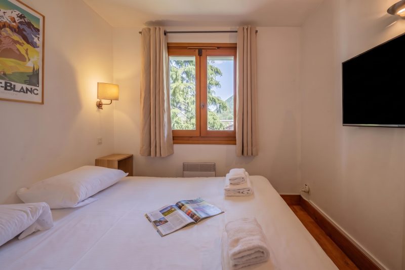 V Balme 13: Beside Ski Lift; Pool, Sauna & Gym
