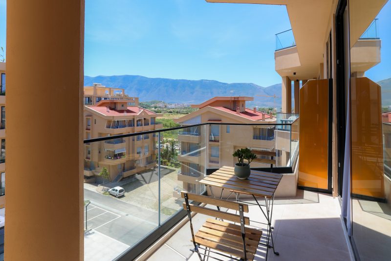Seaside Serenity Palm Apartment