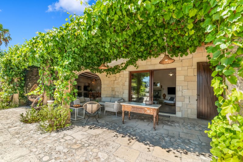Masseria Saracino Pool And Garden
