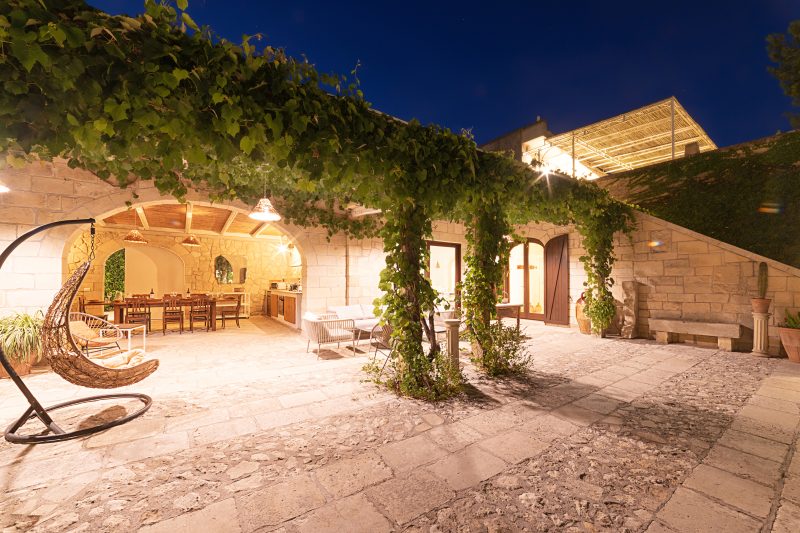 Masseria Saracino Pool And Garden