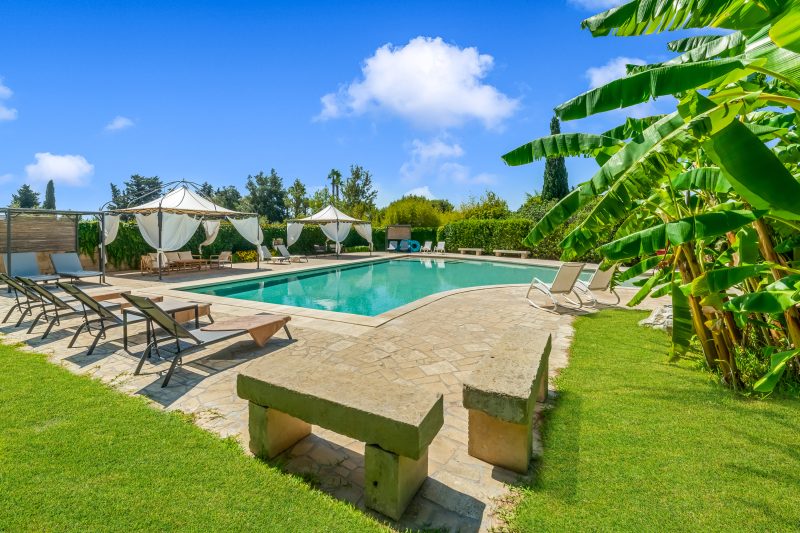 Masseria Saracino Pool And Garden