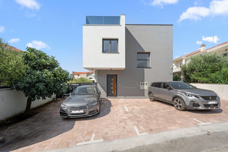 Vila Mira