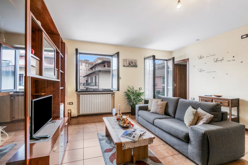 Sunrise in Baveno: Apartment for 4 with Balcony
