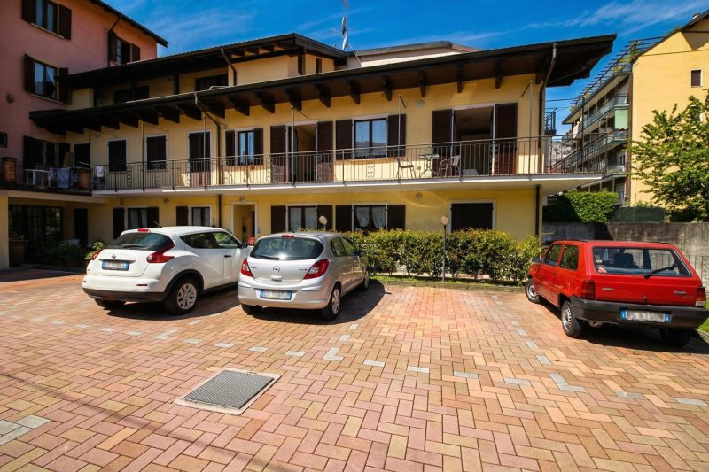 Sunrise in Baveno: Apartment for 4 with Balcony