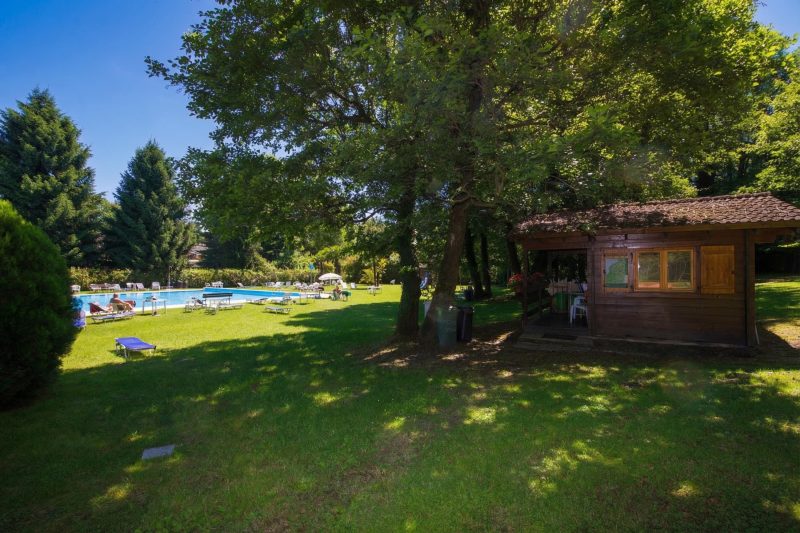 Rododendro Rosso: Duplex with Pool, Tennis and BBQ