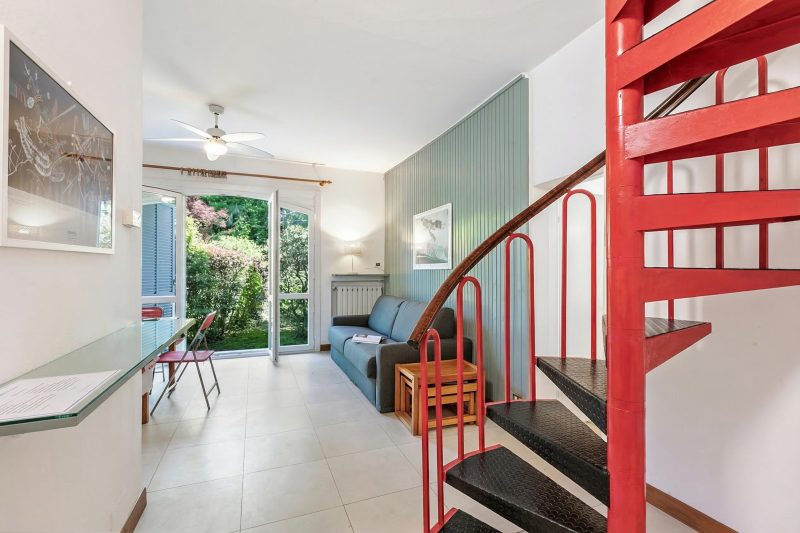 Rododendro Rosso: Duplex with Pool, Tennis and BBQ