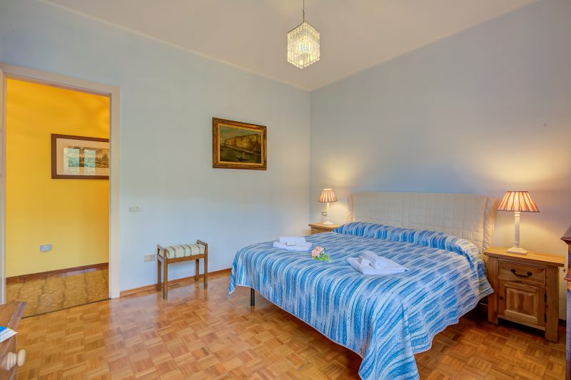 Connie's Apartment Modern 2BR, Private garden, Mountain Views in Monvalle