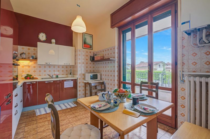 Connie's Apartment Modern 2BR, Private garden, Mountain Views in Monvalle