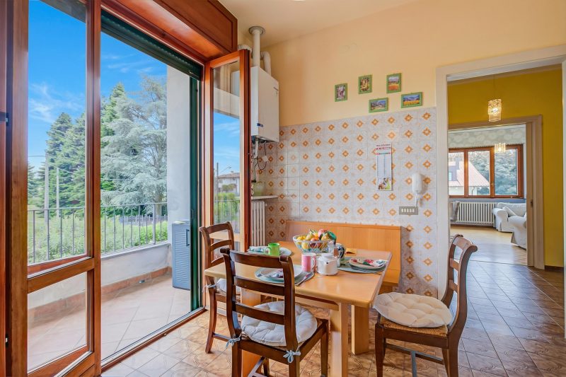 Connie's Apartment Modern 2BR, Private garden, Mountain Views in Monvalle