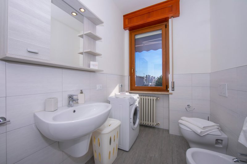Casa dei Quadri - Lake View Apartment with Balcony