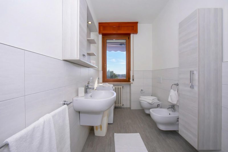 Casa dei Quadri - Lake View Apartment with Balcony