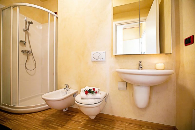 Casa Bel Tramonto - Lakeview Apt + Beach Access