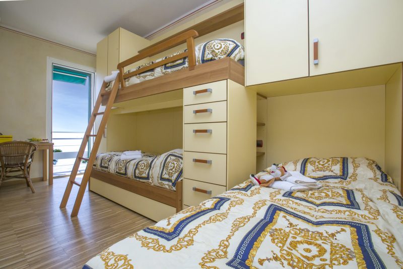 Casa Bel Tramonto - Lakeview Apt + Beach Access