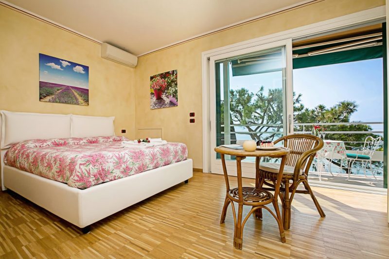 Casa Bel Tramonto - Lakeview Apt + Beach Access
