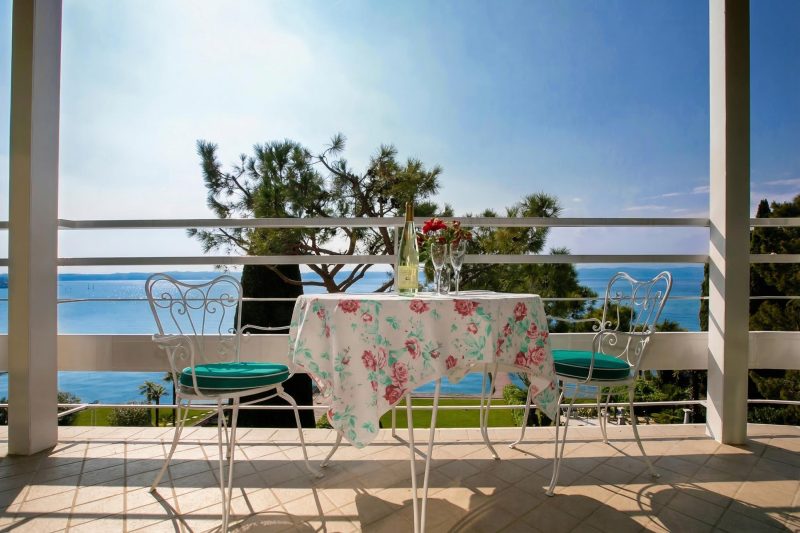 Casa Bel Tramonto - Lakeview Apt + Beach Access