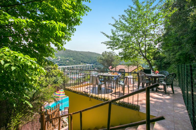 Villa Monte Enrico - With Pool & Jacuzzi