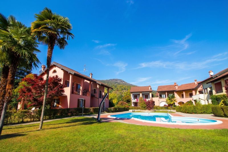 Sunflower - Lake Maggiore Duplex w/ Terrace and Shared Pool