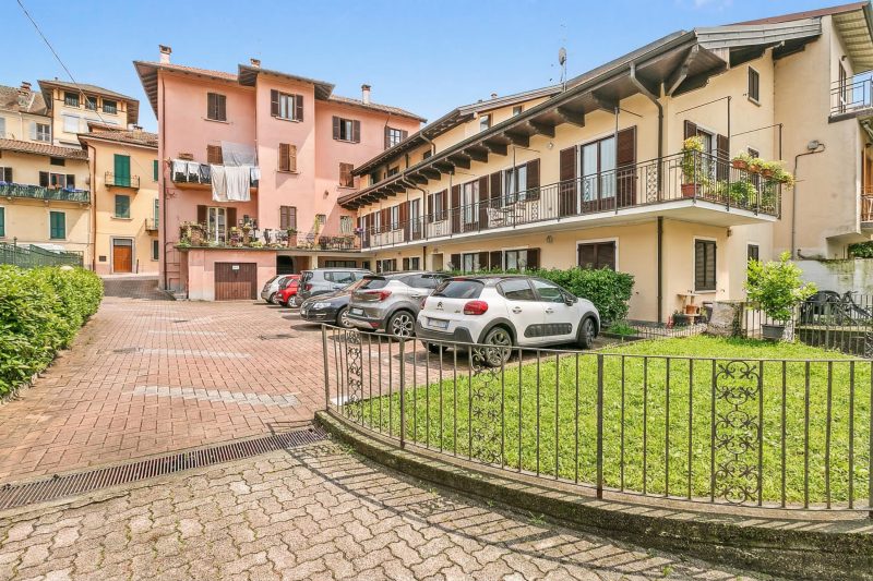 Sunset in Baveno: 1 Bed with Balcony